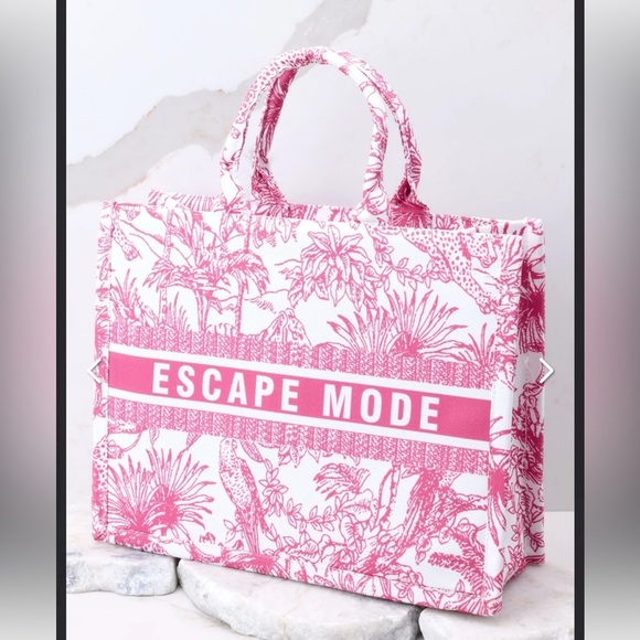 NEW Escape Mode Pink Print Tote - Picture 1 of 4